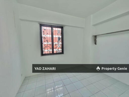 Refurbished Unit and Unit Near Lift @ Garden Park, Sungai Long Kajang
