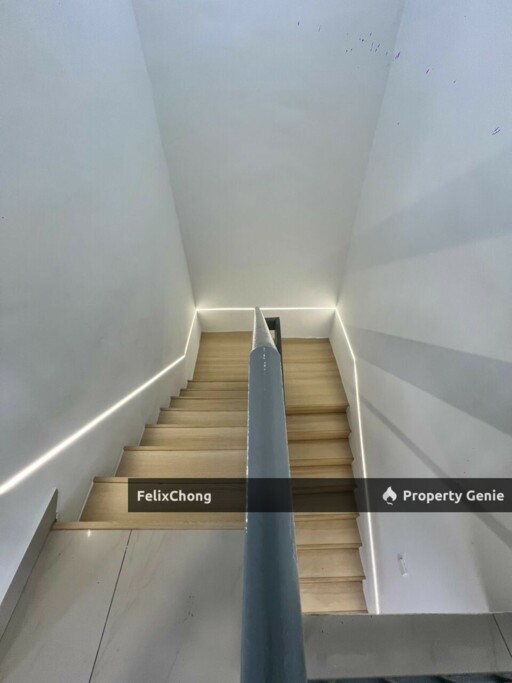 Taman Bukit Kempas 2 Sty Terrace,Johor Bahru,Renovated,Extend