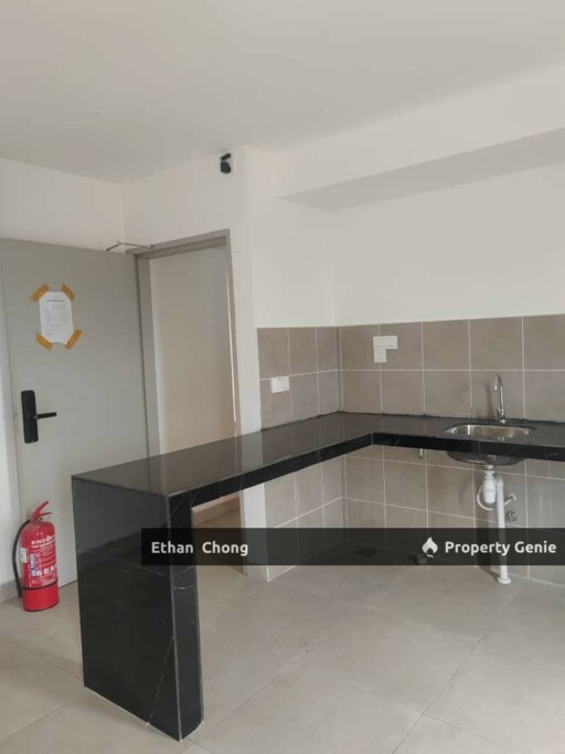 Dk Impian Partial Furnished Room For Rent