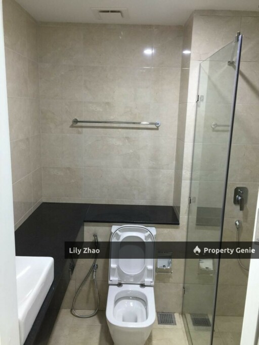 Jesselton Residence Condo for Rent Sea View 3Bed 3Bath, Cozy Fully Furnished, near Suria Mall Kota Kinabalu City Centre