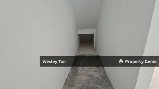 Skywiz Ayer Keroh Commercial Ground Flr Shop Opposite Mamee Bank F&B