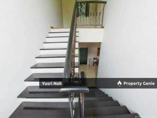 2.5 STOREY BUNGALOW JALAN BUKIT IMPIANA 5C COUNTRY HEIGHTS KAJANG
