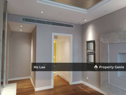 Pavilion Ceylon Hill @ Bukit Ceylon, Bukit Bintang, Kuala Lumpur - 3 storey Bungalow - Good for investment Roi 4.5%