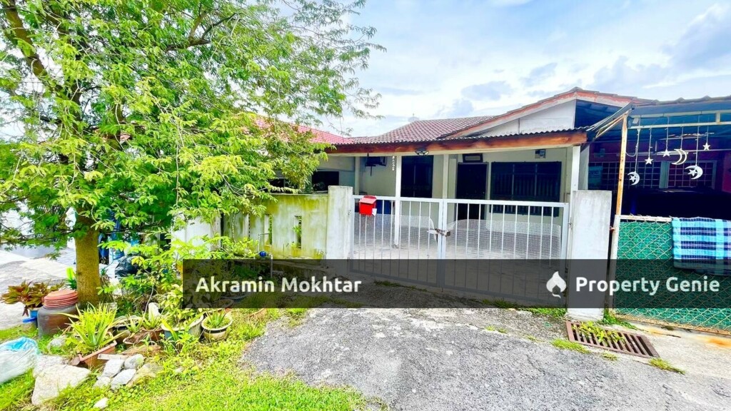 FREEHOLD, OPEN FACING & RENOVATED | Single Storey Terrace House Bandar Kinrara (BK4) Puchong