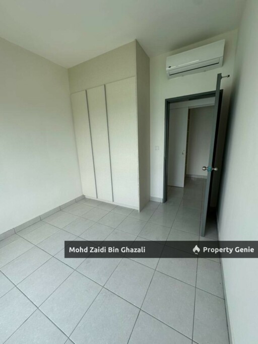 E'Island Lake Haven Service Apartment Putra Perdana