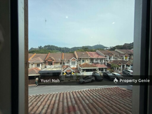 2.5 STOREY TERRACE (NEWLY REFURBISHED) TAMAN SETIAWANGSA KL FOR SALE