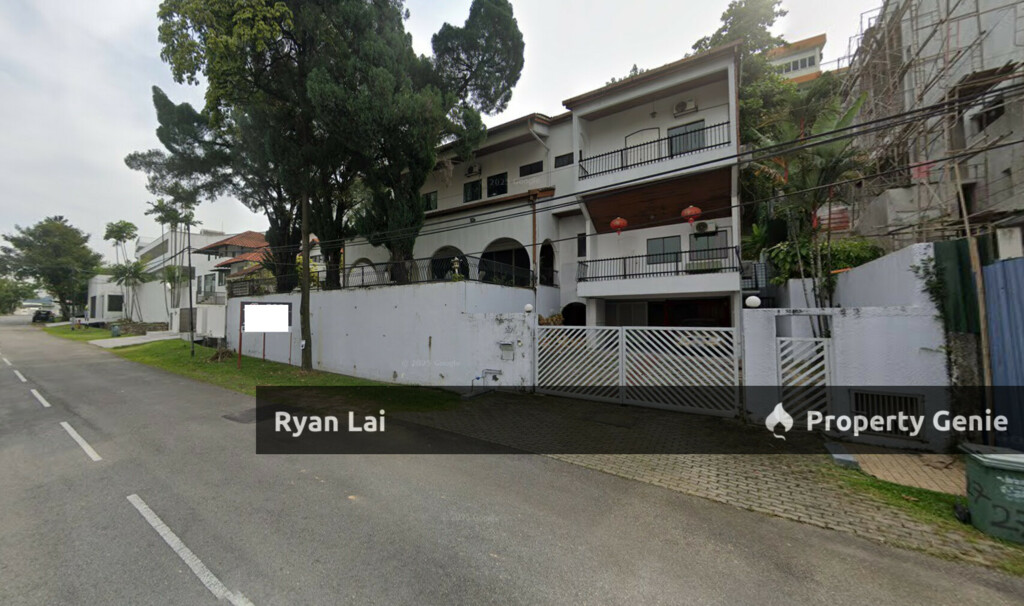 3 Storey Bungalow @ Taman Bukit Pantai | Save up to 912k | Below Market Value 19% Auction Property!