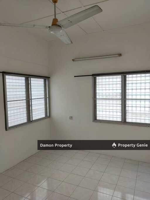 Pengkalan Corner Lot Single Storey House