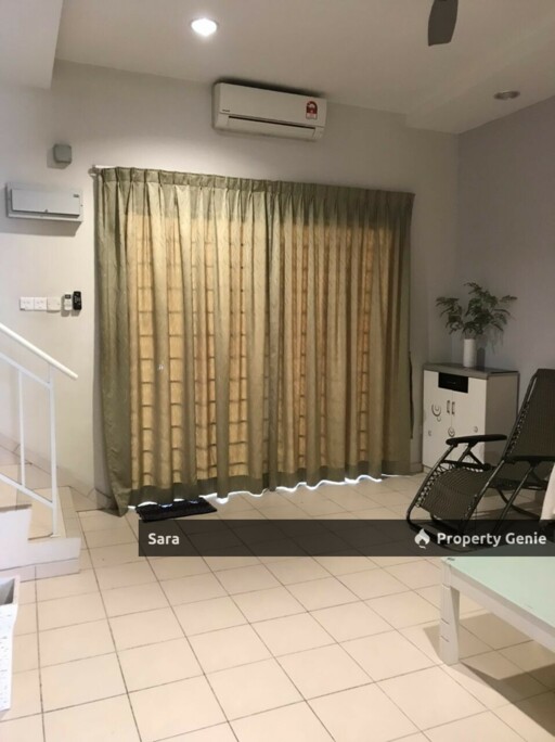 Double Storey Seri Margosa, Botani