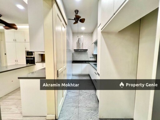 An Exclusive Three Storey Semi Detached House, Seksyen 13, Shah Alam For Sale