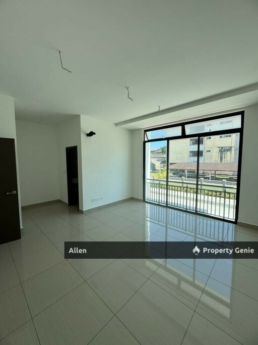 Taman Pelangi Indah @ Jalan Ayu – Brand New Home with Massive Extra Land