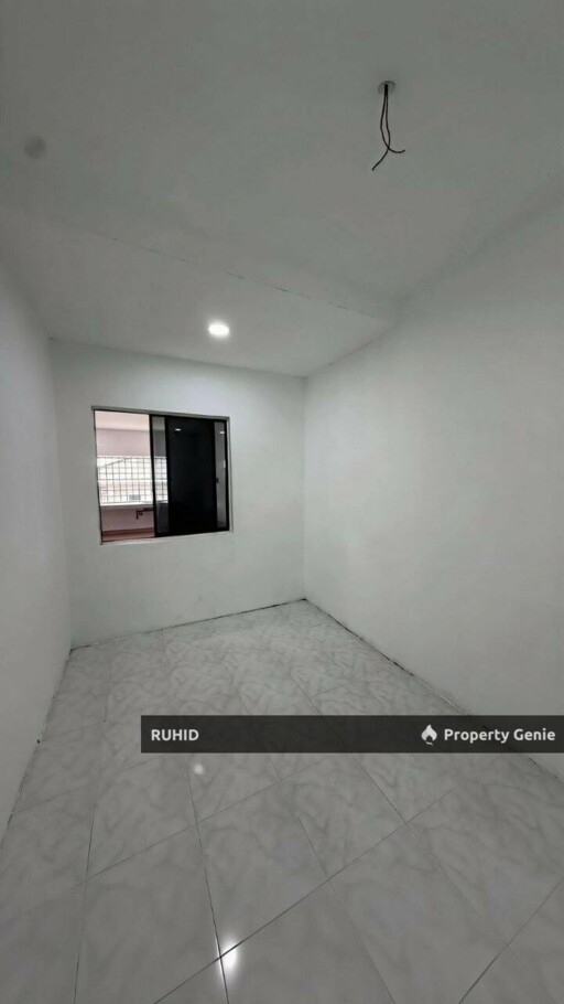 (End Lot) SINGLE STOREY - TAMAN KULAI BESAR