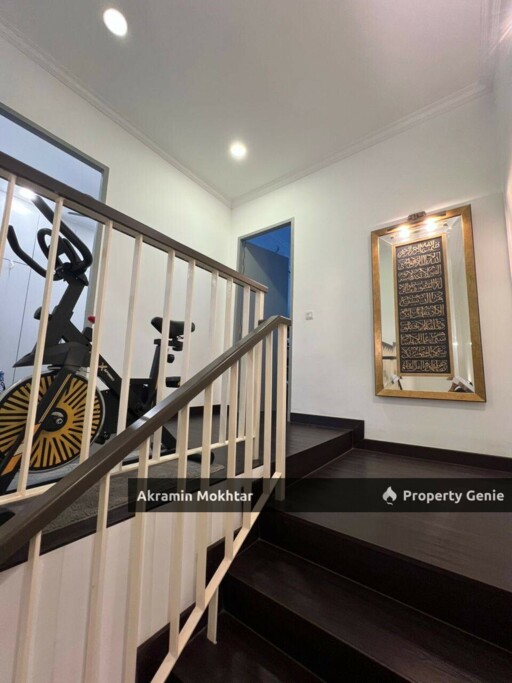 RENOVATED & PARTIALLY FURNISHED | 2 Storey Terrace Taman M Aruna, Saujana Rawang