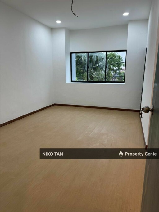 Jalan Harmoni 2 Storey Terrace With Fully Renovated & Extended Kitchen