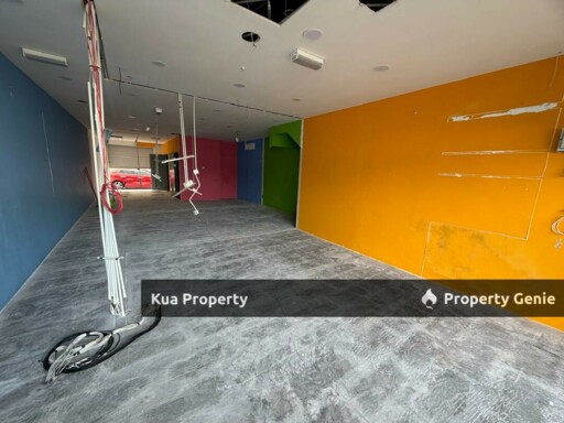 Ground Floor Intermediate Shoplot at Northbank Tabuan Tranquility
