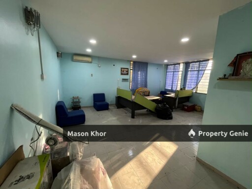 TAMAN MERPATI INDAH 2-STOREY SEMI-D PARTIALLY RENO 5719sf BATU KAWAN