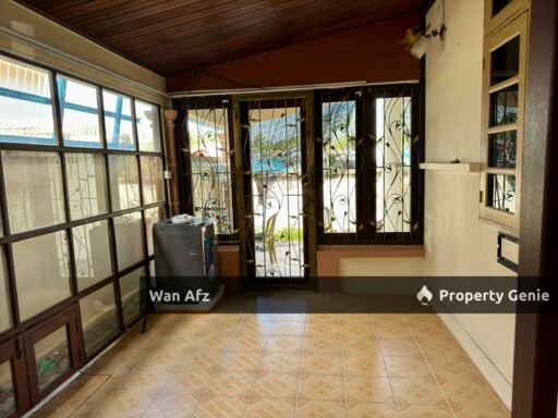 Semi-Detached Single-Storey House at Kg Alor Tempoyak
