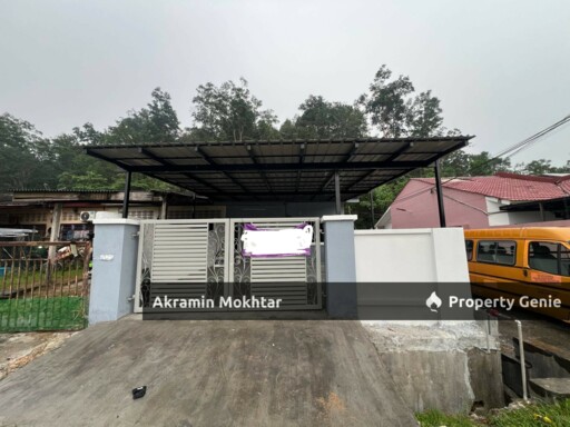 Renovated❗️End Lot Single Storey Terrace Taman Bernam Bharu, Tanjong Malim