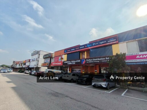 Taman Daya Double Storey Shoplot For Sale / Hot Area / Near Mount Austin / JB Town