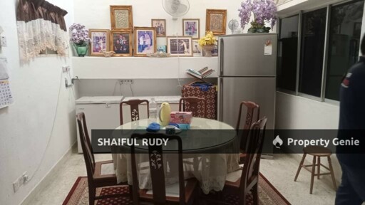 Single Storey Inter Taman Tun Dr Ismail belakang masjid