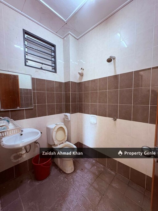 PUNCAK SAUJANA KAJANG DOUBLE STOREY HOUSE FOR SALE FREEHOLD CORNER LOT