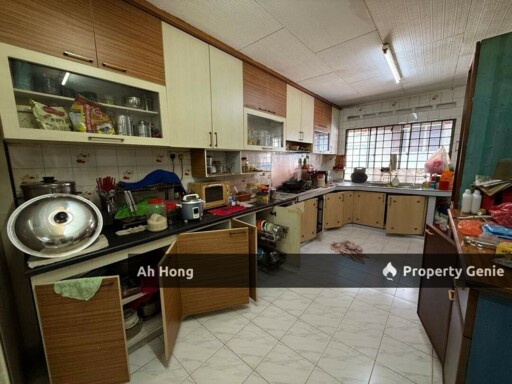 Tun Aminah / Single Storey / Renovated / Jalan Palawan / Freehold
