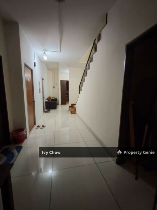 Nusa Bestari Master Room for Rent