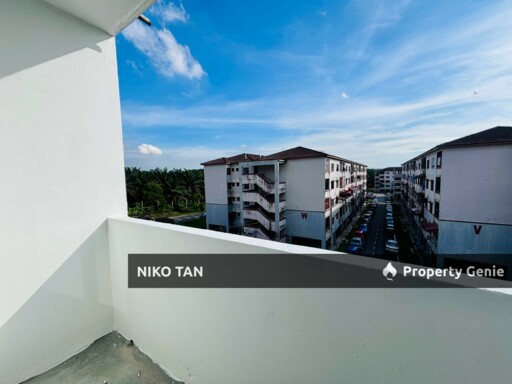 [RENOVATED]Flat Tasek 64 Bandar Seri Alam For Sale