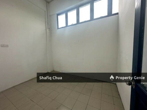 3 Storey Corner Semi D Factory Perindustrian Tekno, Seksyen U8, Shah Alam