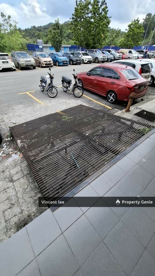 Taman Damai Utama, Bandar Kinrara, Puchong [Ground Floor Shop]  Facing Main  Road and Kinrara Residence