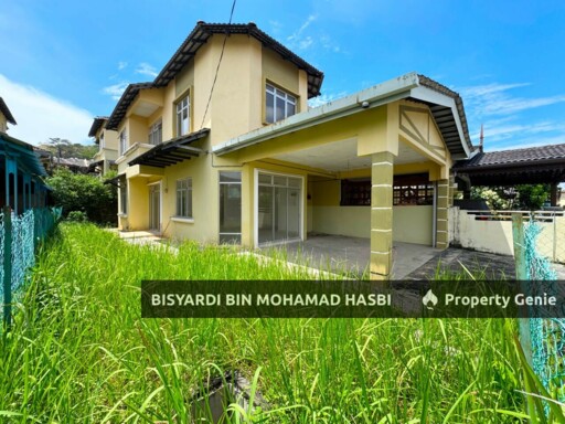 2 Storey Semi D @ Taman Dahlia, Bandar Baru Salak Tinggi, Sepang, Selangor