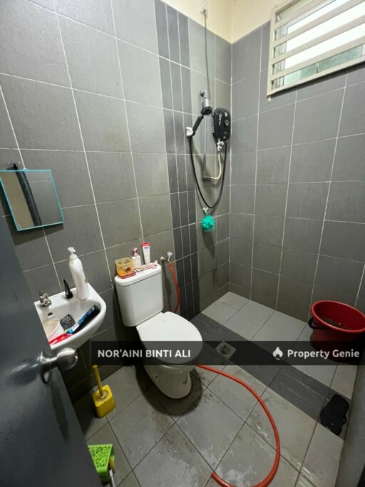 Rumah Teres Setingkat Taman Kuantan Jaya utk Dijual