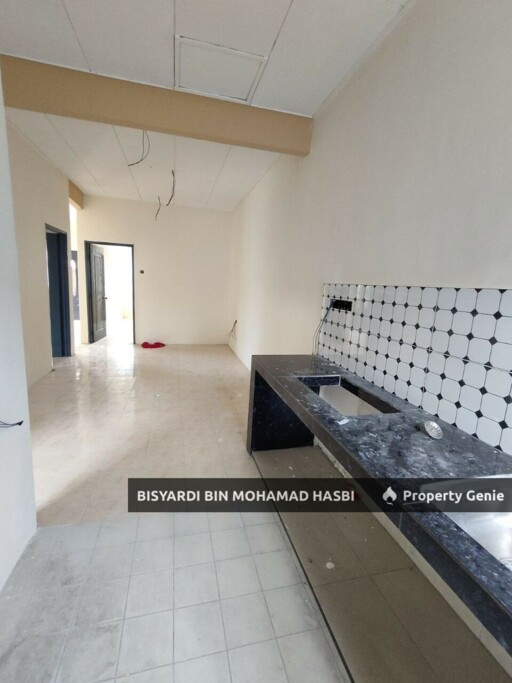 3,500Sq.Ft RUMAH TERES CORNER LOT 1 TINGKAT, Taman Desa PD Fasa 1 Port Dickson.