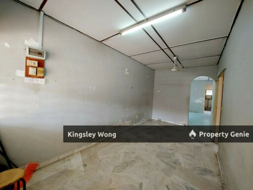 Bercham Taman Mewah Single Storey Terrace House Facing North Near Lotus Mall Shoplots