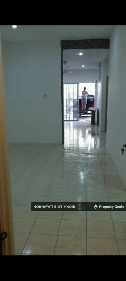 SINGLE STOREY TERRACE LORONG IS 37, TAMAN INDERA SEMPURNA, KUANTAN