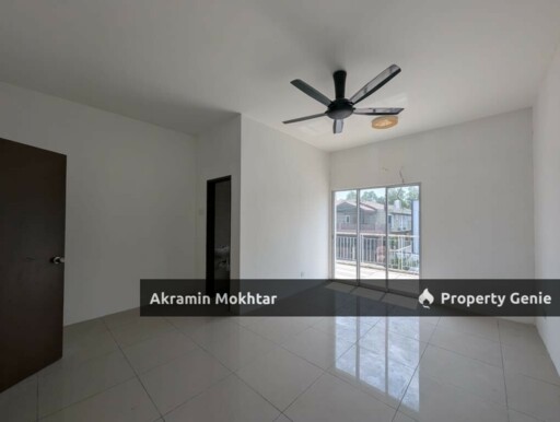 Renovated, Gated & Guarded Semi D Cluster 2 Tingkat Taman Desiran Bayu, Puchong