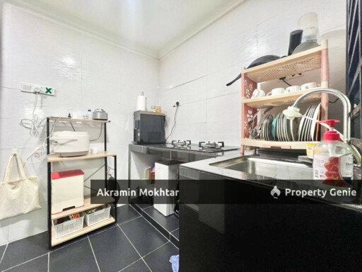 Freehold & Renovated | [End Lot] Double Storey, Taman Koperasi Cuepacs @ Kajang