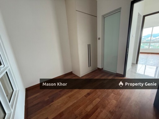 CODRINGTON RESIDENCE CONDO MIDDLE FLOOR 1512sf ORIGINAL UNIT GEORGETOWN