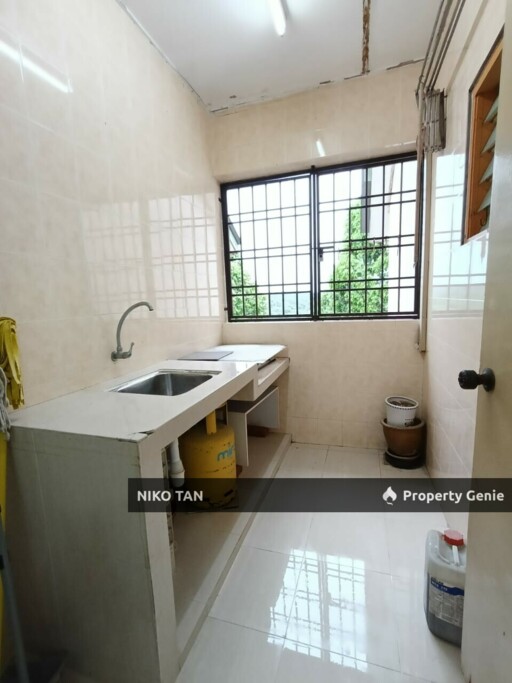 For Sale Flat Jln Bunga Daisi, Taman Plentong Utama