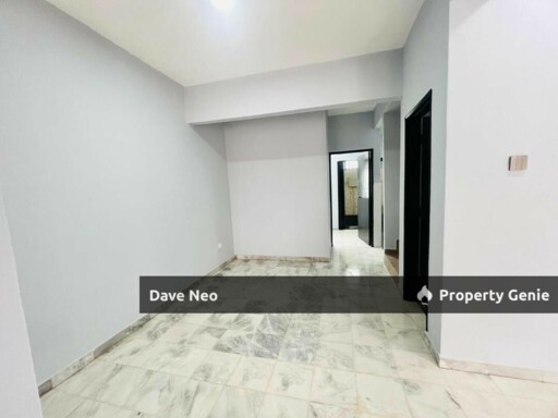 Taman Daya | 2-Storey House | 5 Beds 3 Baths | Fully Furnished | Unblock View