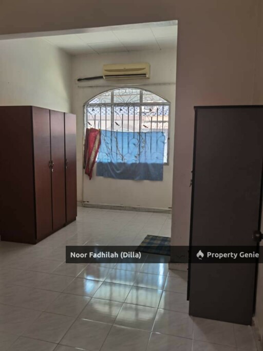 Double Storey House Taman Seremban Jaya 22' x 70' Full Loan Booking 1k