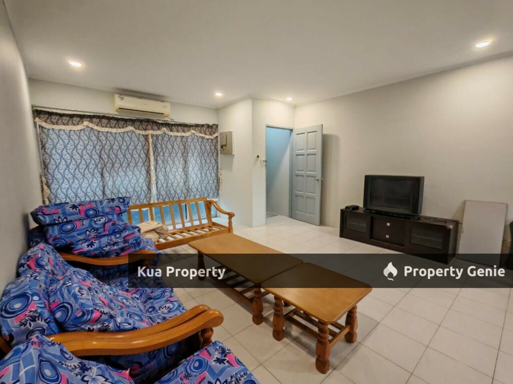 Central Court Apartment FOR SALE Located at Jalan Central