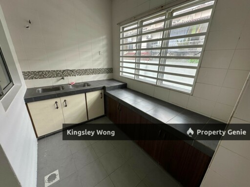 Ipoh Garden East Double Storey Inter Corner House 4 Rooms 3 Bathrooms Extra 10ft Land Beside