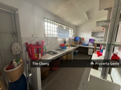 💥新山 Taman Melodies 稀有单层 End Lot 单位出租 😍