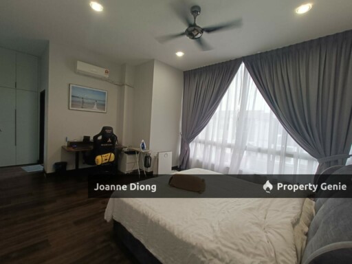 Cascadia Lake Vista Puchong