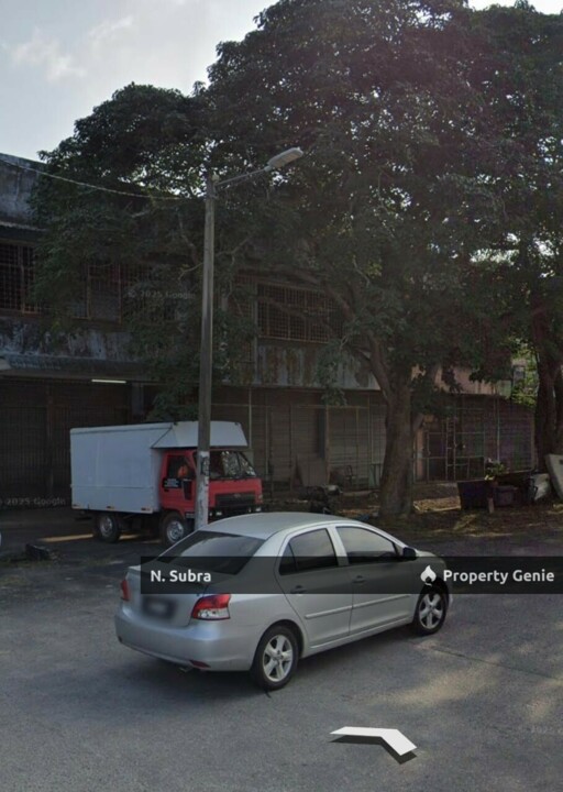 Double storey shoplot