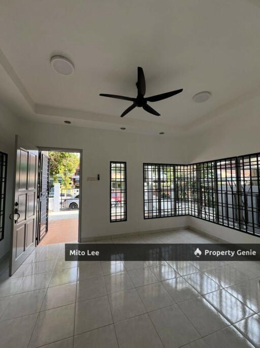 2-Storey Corner Lot @ Seri Alam for Rent!!