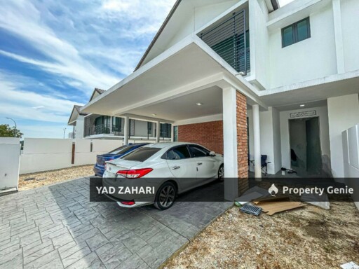 GreenHill Park, Seksyen U10 Shah Alam | 2-Storey Semi-D 5 Bedrooms | RM890K - Gated Guarded & Well Maintained