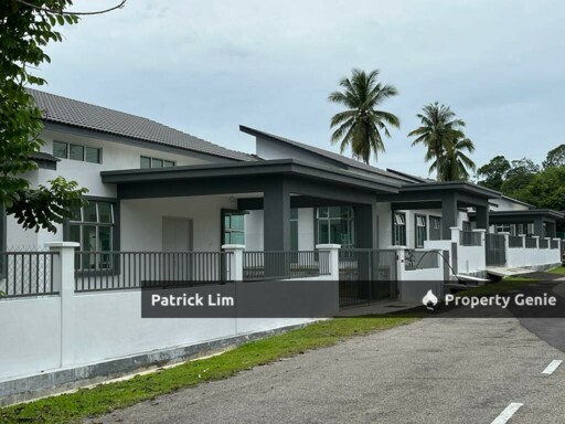 Taman Ganun Setia, Alor Gajah - Single Storey Semi-D For Sale