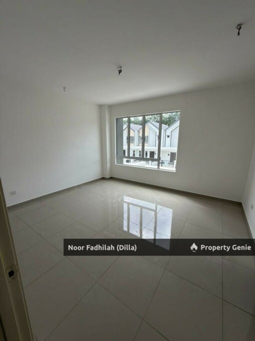Brand New House Double Storey Taman Seri Mewah 3 Full Loan